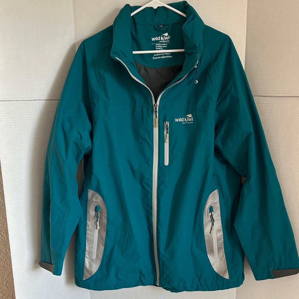 Wild Kiwi New Zealand women’s rain jacket, size XXL.  Teal